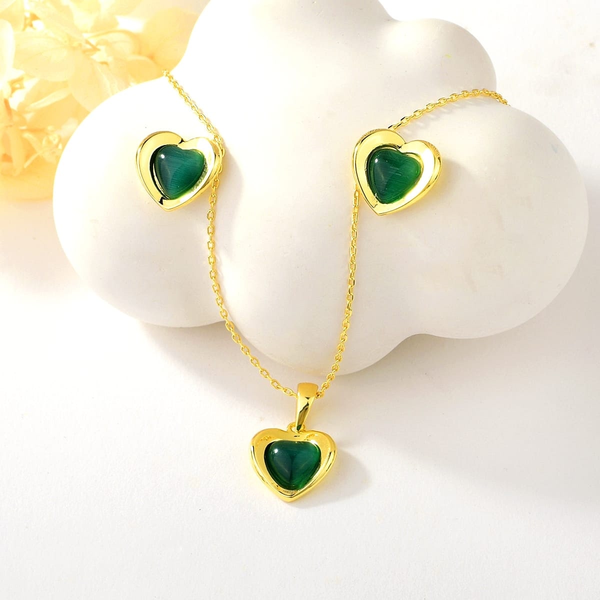 Set Aretes Y Collar Corazón Esmeralda