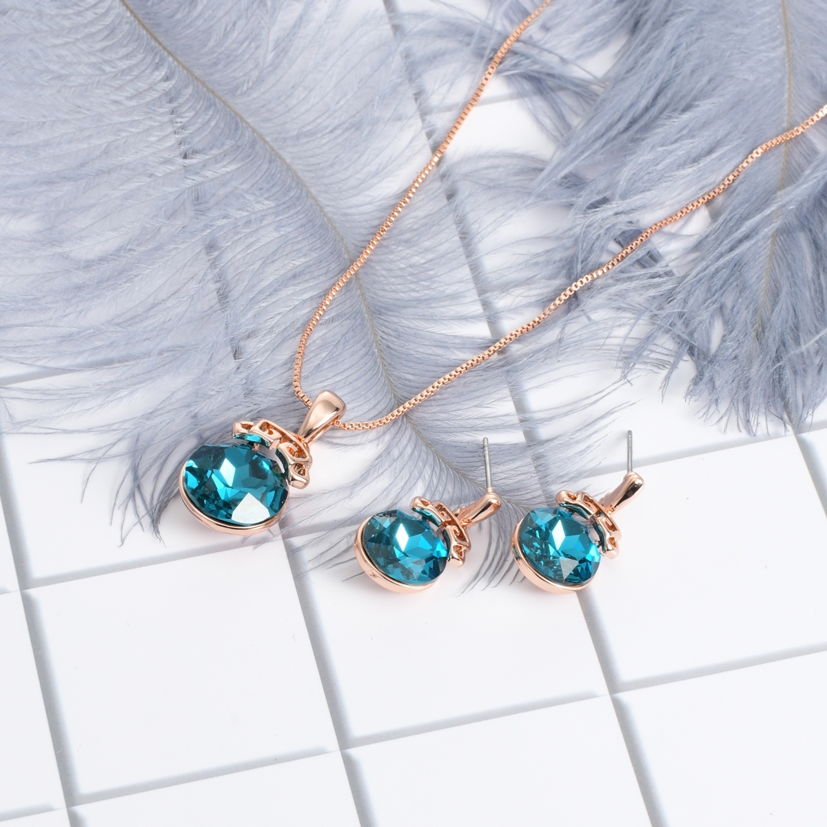 Set Aretes y Collar Indigo