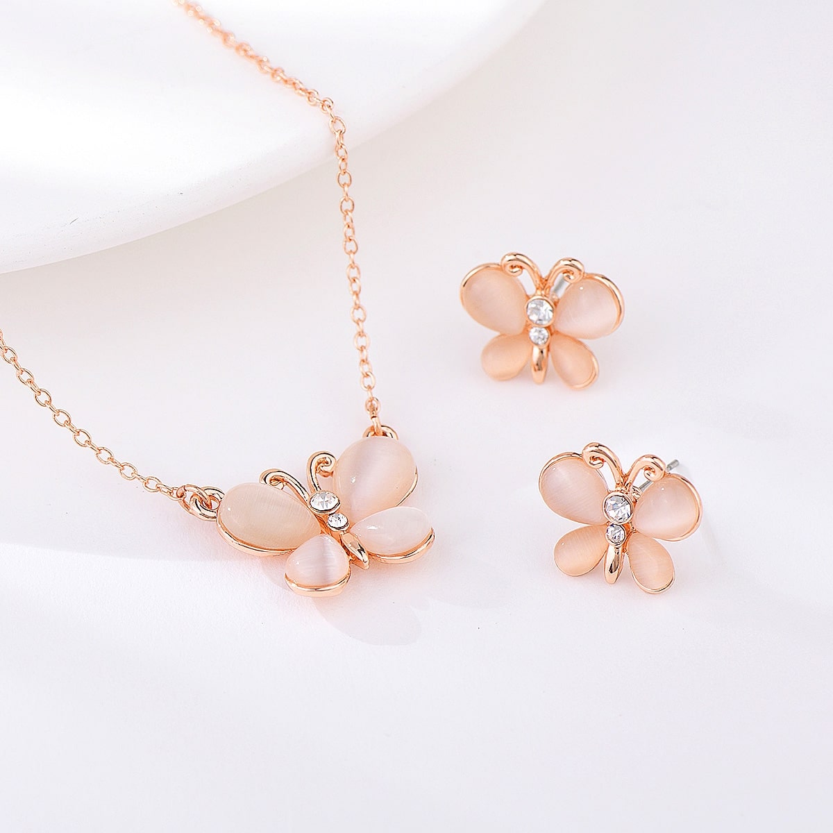 Set Collar Y Aretes Mariposa Rosa